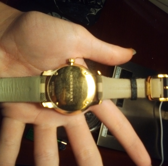 Watch - Picture 2 of 2